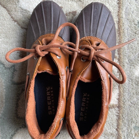 Sperry duck shoes, brown, size 8. - Picture 3 of 3